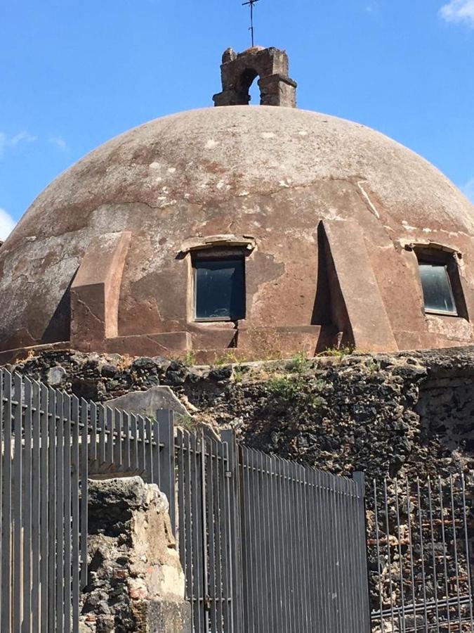 Casa Ega E La Rotonda: Bellissimi Monovani Nel Cuore Di CTA Exteriér fotografie